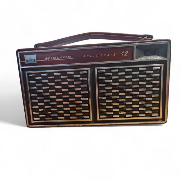 Midland Genuine Leather Portable Radio Solid State 12. WORKS!! - Picture 4 of 6